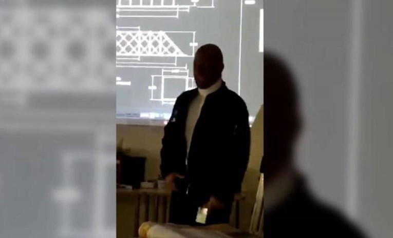 VIDEO Nastavnik u SAD-u obojio lice u crno za Noć vještica, sada je suspendiran